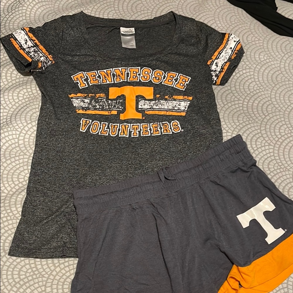 Women's Gray and Orange Tee